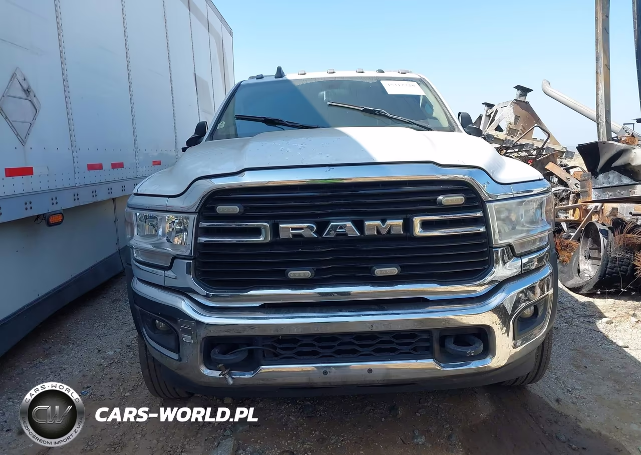 2019 Ram 5500 Chassis Tradesman-Slt VIN:3C7WRMDL2KG599836 - 16