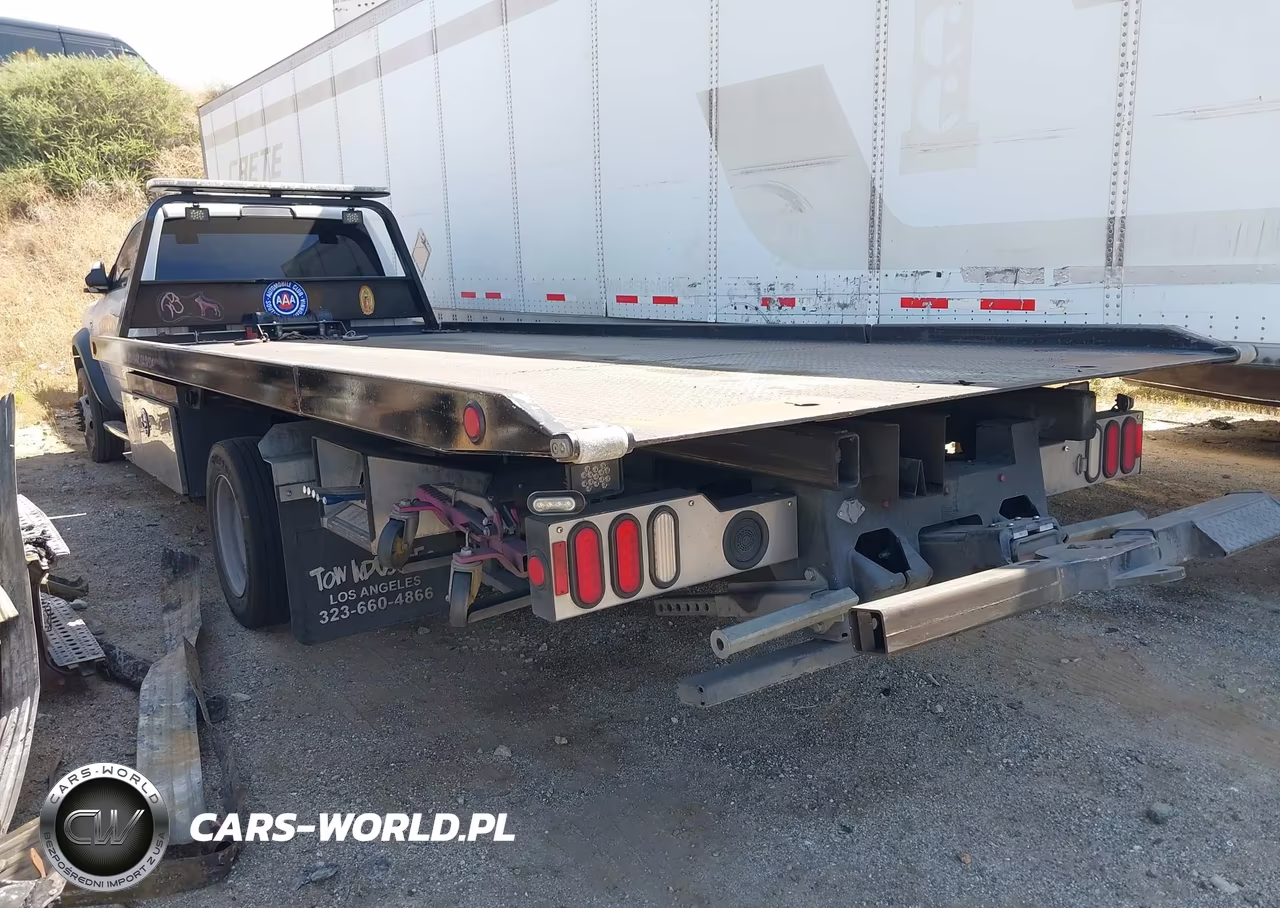 2019 Ram 5500 Chassis Tradesman-Slt VIN:3C7WRMDL2KG599836 - 3