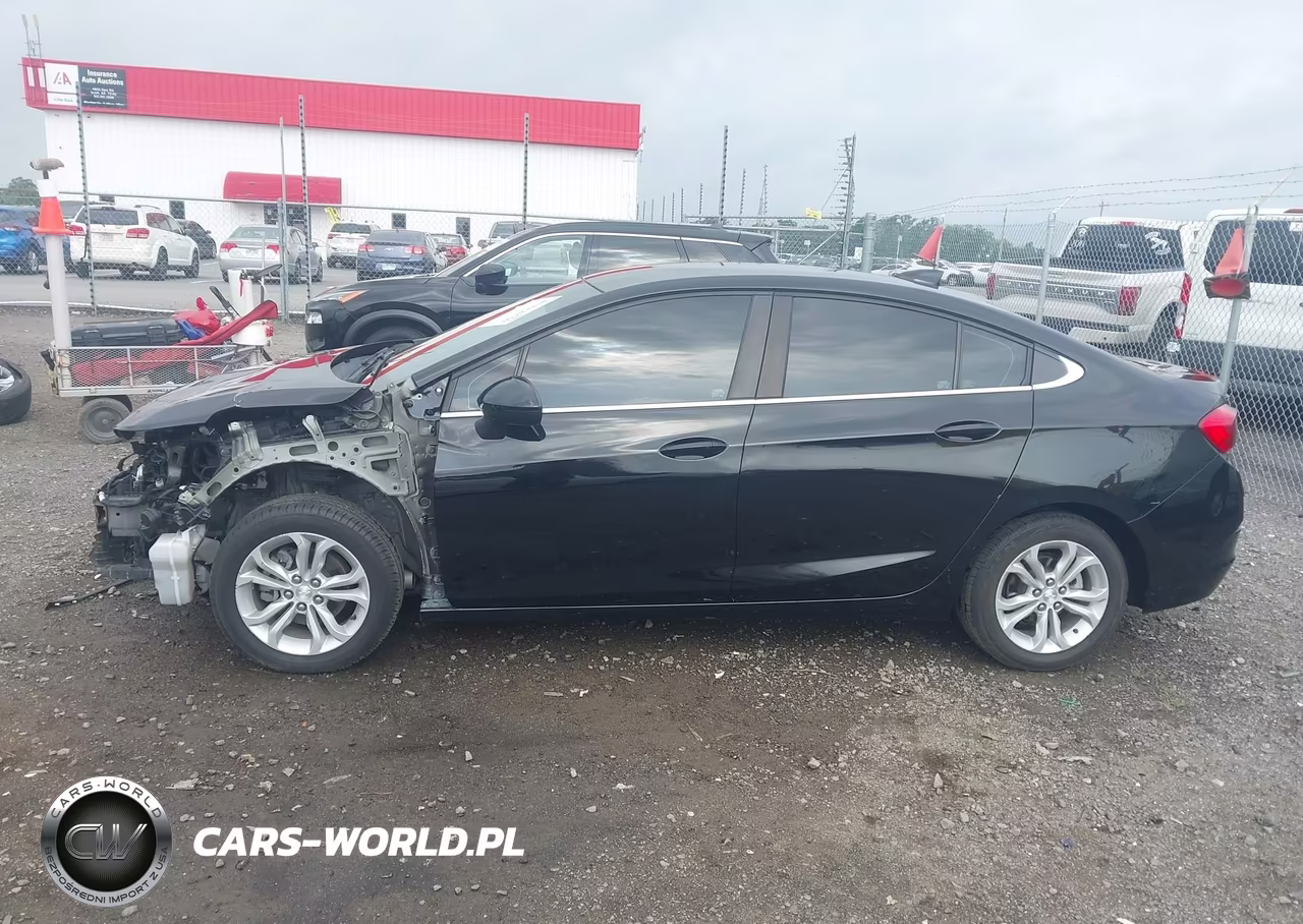 2019 Chevrolet Cruze Lt VIN:1G1BE5SMXK7121130 - 15