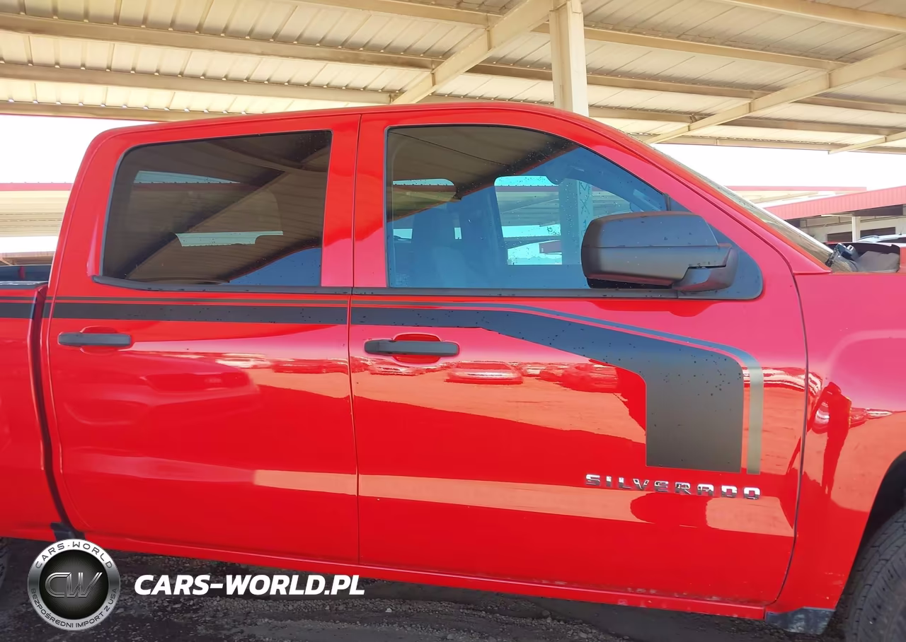 2018 Chevrolet Silverado 1500 Custom VIN:3GCPCPEC7JG269675 - 13