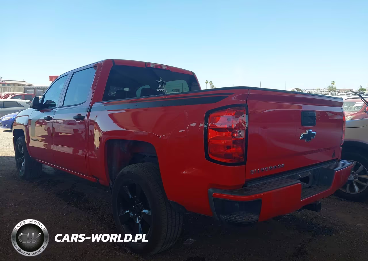 2018 Chevrolet Silverado 1500 Custom VIN:3GCPCPEC7JG269675 - 3