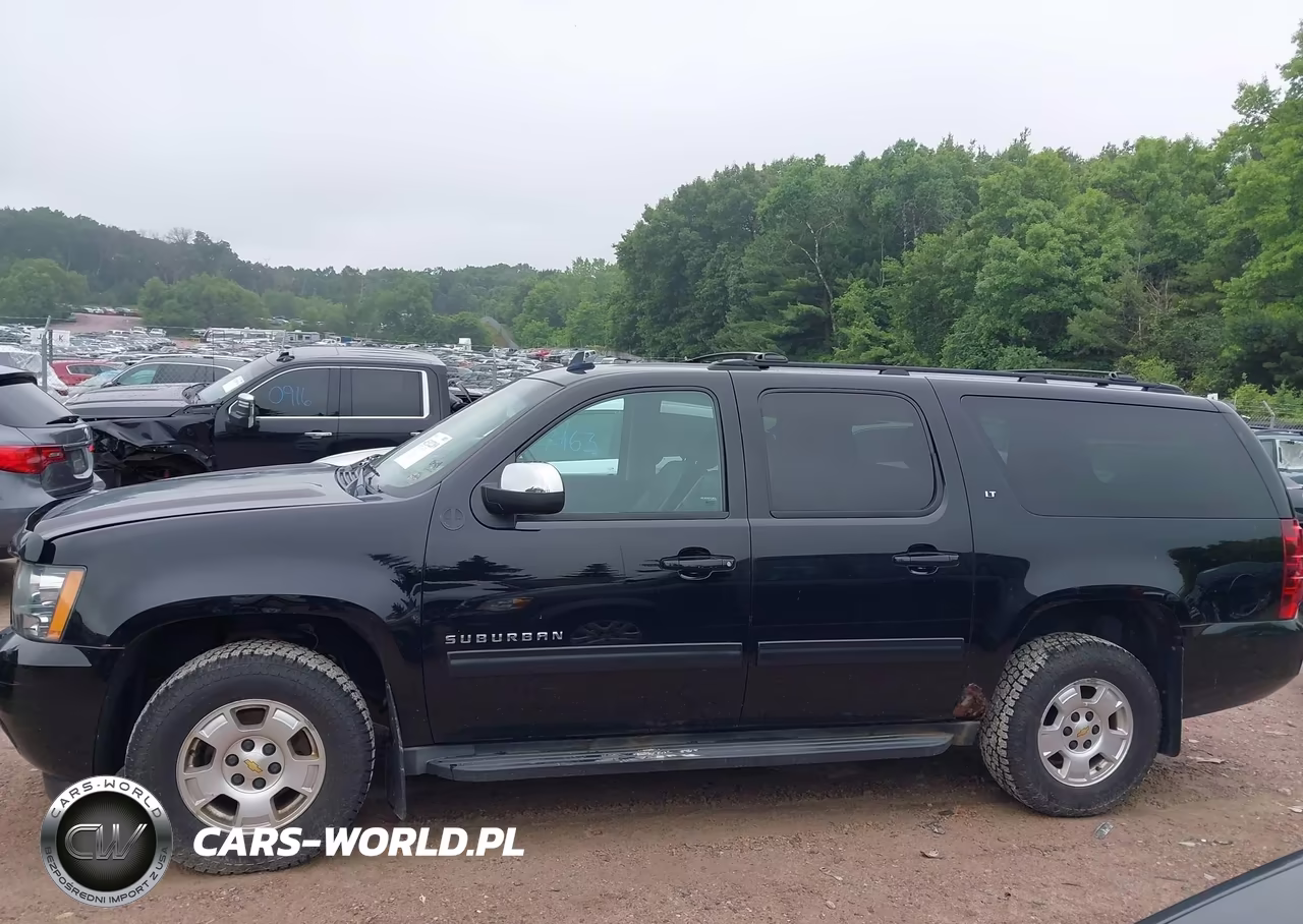2013 Chevrolet Suburban 1500 Lt VIN:1GNSKJE70DR329157 - 14