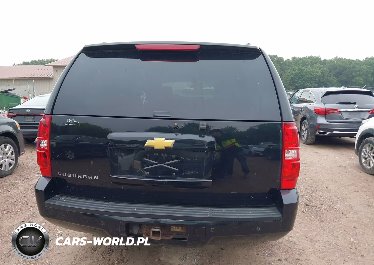 2013 Chevrolet Suburban 1500 Lt VIN:1GNSKJE70DR329157 - 16