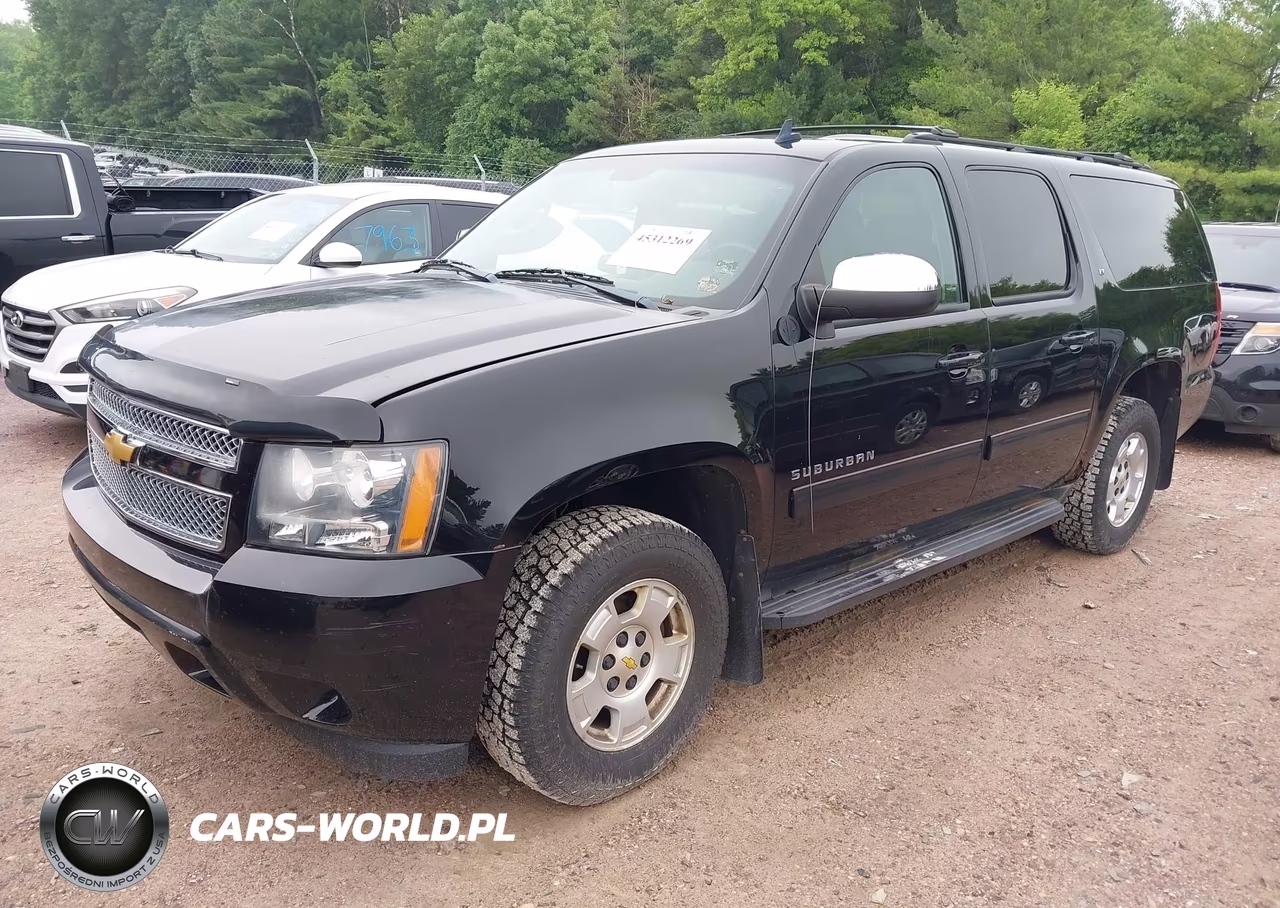 2013 Chevrolet Suburban 1500 Lt VIN:1GNSKJE70DR329157 - 2