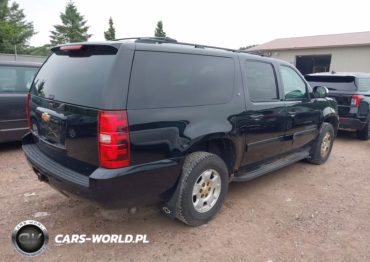 2013 Chevrolet Suburban 1500 Lt VIN:1GNSKJE70DR329157 - 4