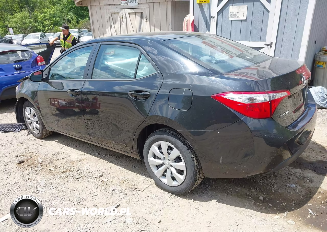 2016 Toyota Corolla Le VIN:2T1BURHE4GC739650 - 3