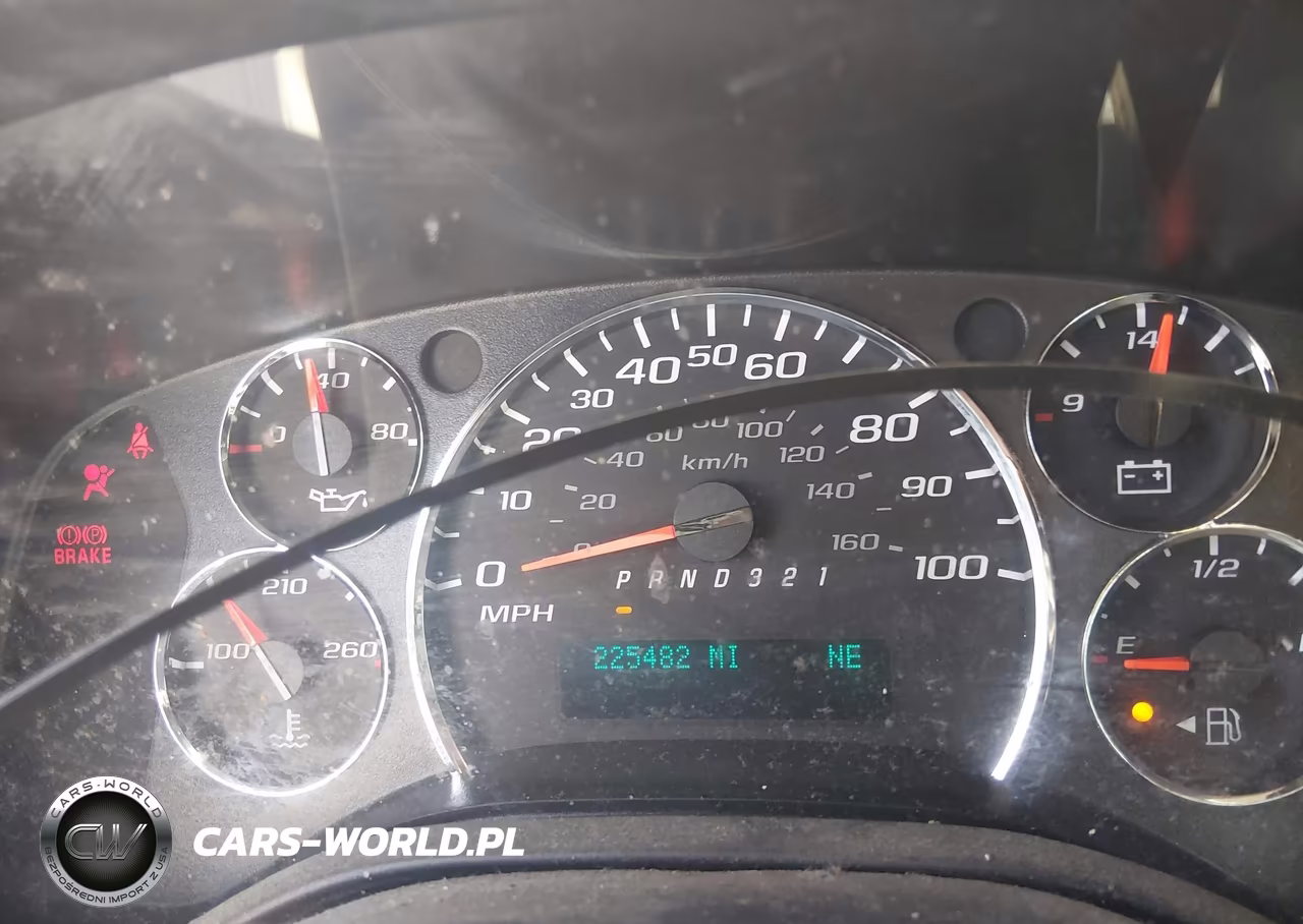 2010 Chevrolet Express 1500 Work Van VIN:1GCUGADX5A1113318 - 12