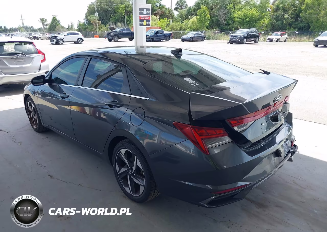 2021 Hyundai Elantra Limited VIN:5NPLP4AG2MH037555 - 3