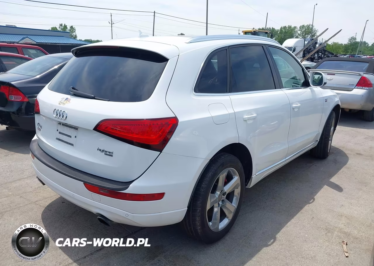 2013 Audi Q5 Premium Hybrid VIN:WA1C8AFP3DA041071 - 4
