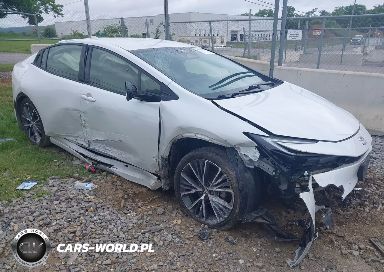 2024 Toyota Prius Xle – zdjęcie 1 z 16
