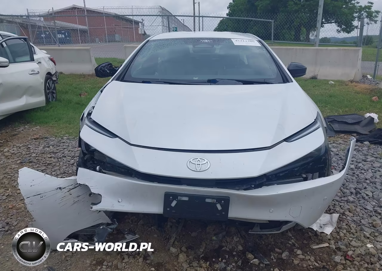 2024 Toyota Prius Xle VIN:JTDACAAU5R3043764 - 12