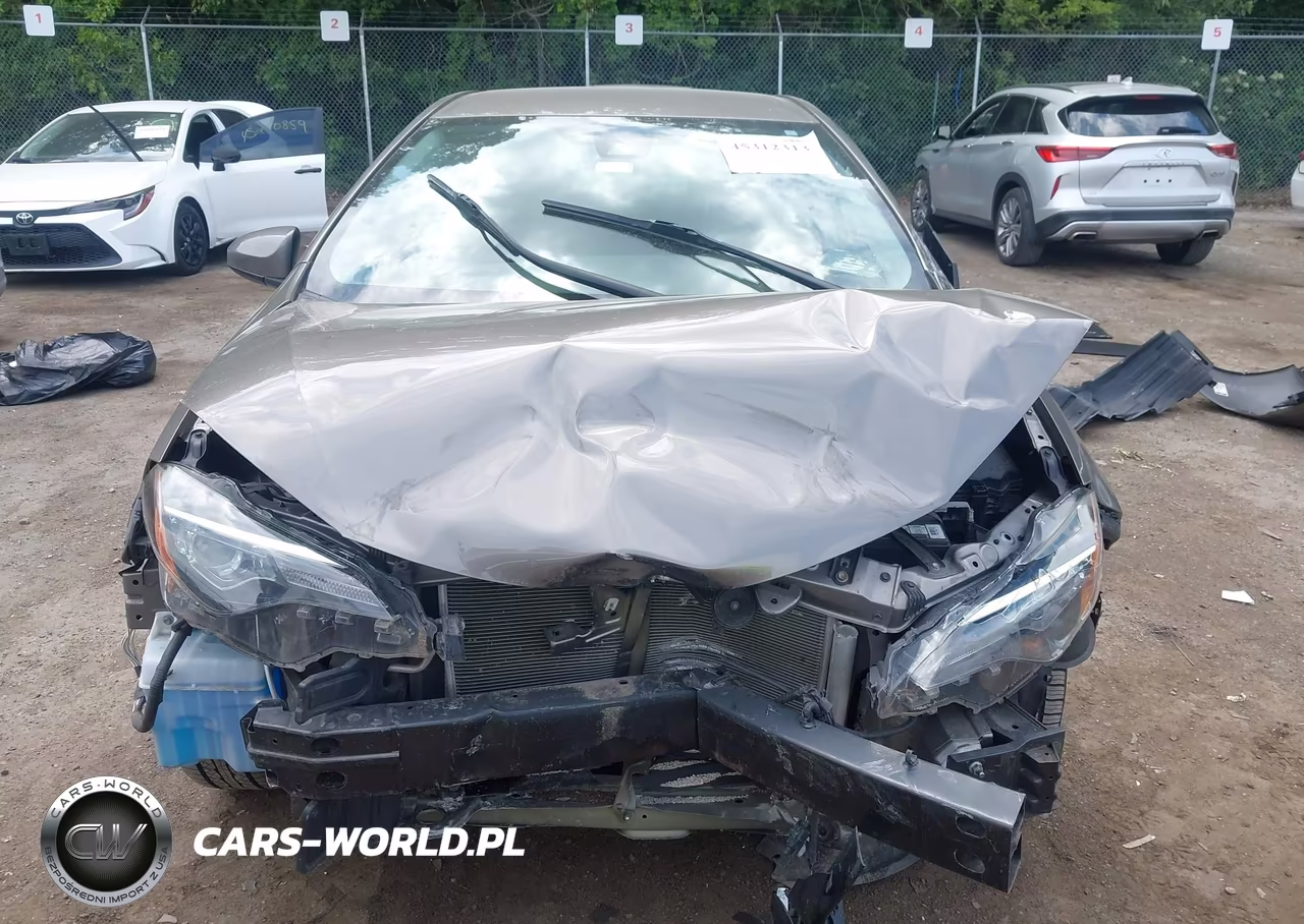 2019 Toyota Corolla Le VIN:2T1BURHE3KC173358 - 12