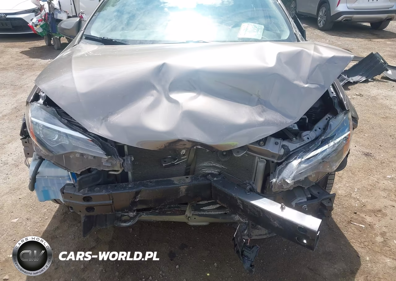 2019 Toyota Corolla Le VIN:2T1BURHE3KC173358 - 6