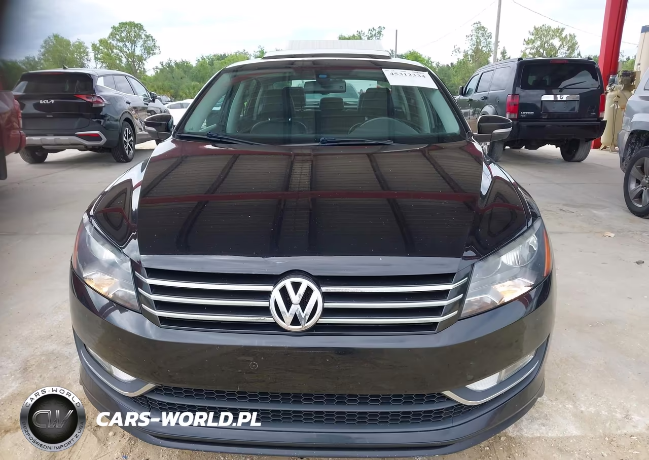 2015 Volkswagen Passat 3.6L V6 Sel Premium VIN:1VWCM7A30FC075076 - 13