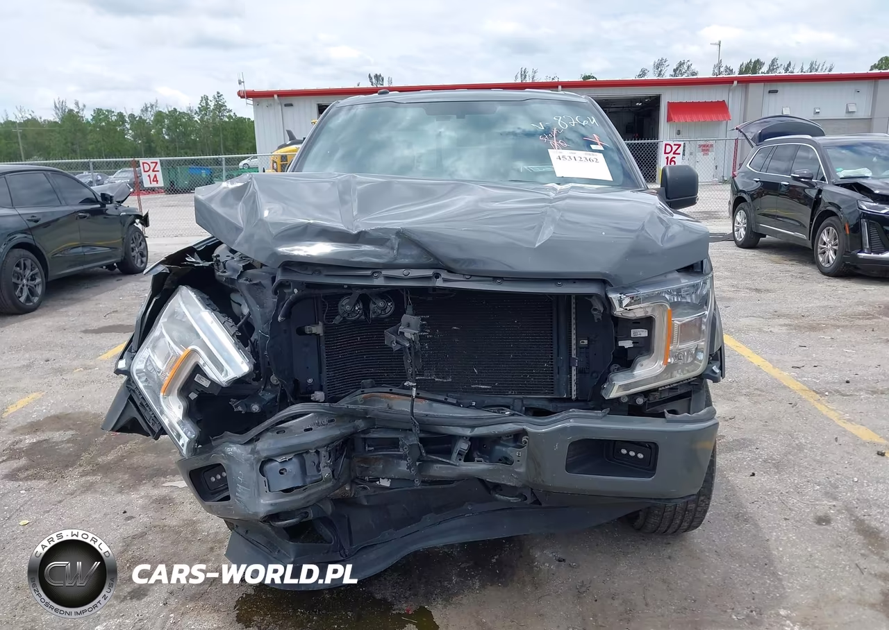 2018 Ford F-150 Xlt VIN:1FTFX1EG2JFB08264 - 13