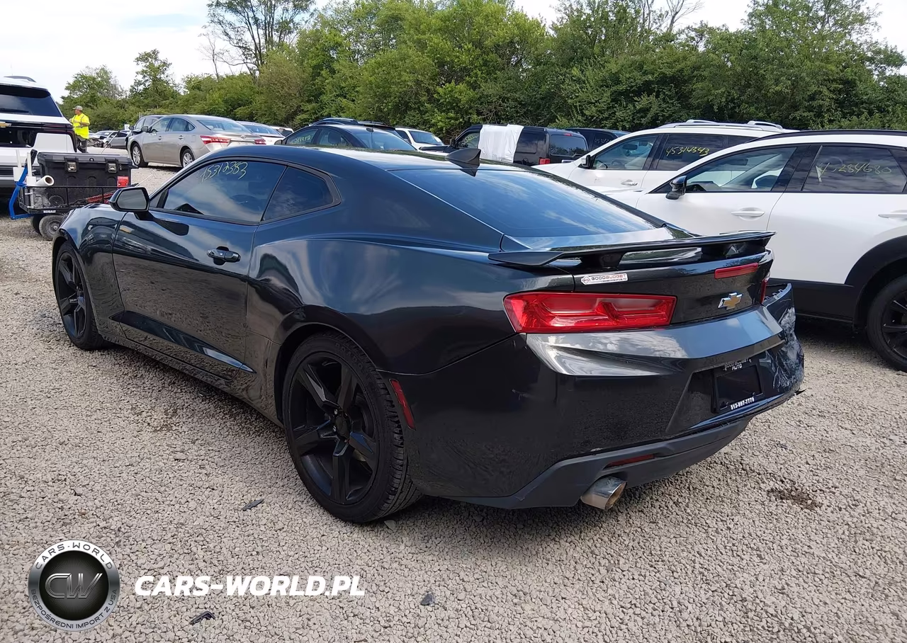 2018 Chevrolet Camaro 1Lt VIN:1G1FB1RS7J0182370 - 3