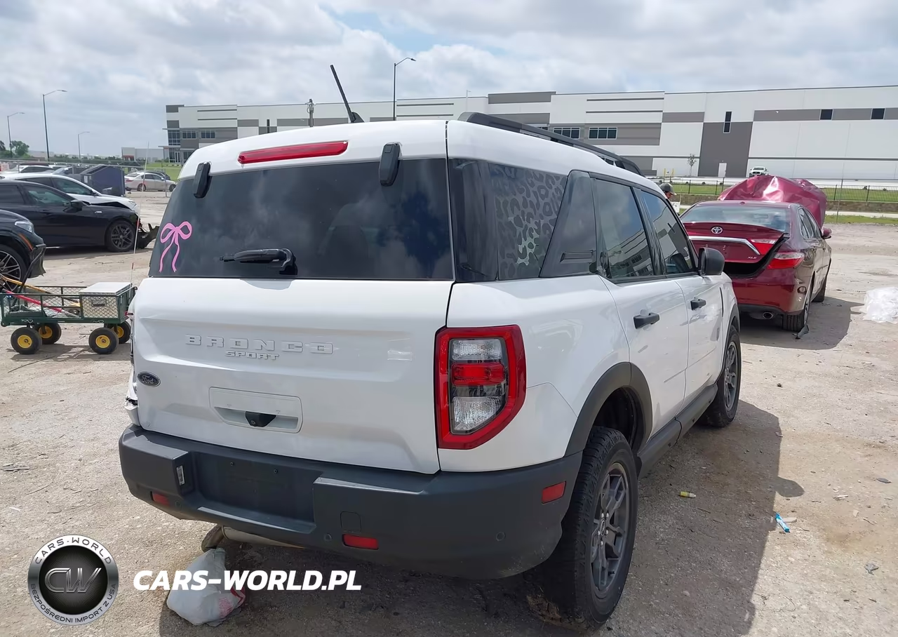 2022 Ford Bronco Sport Big Bend VIN:3FMCR9B61NRD23842 - 4