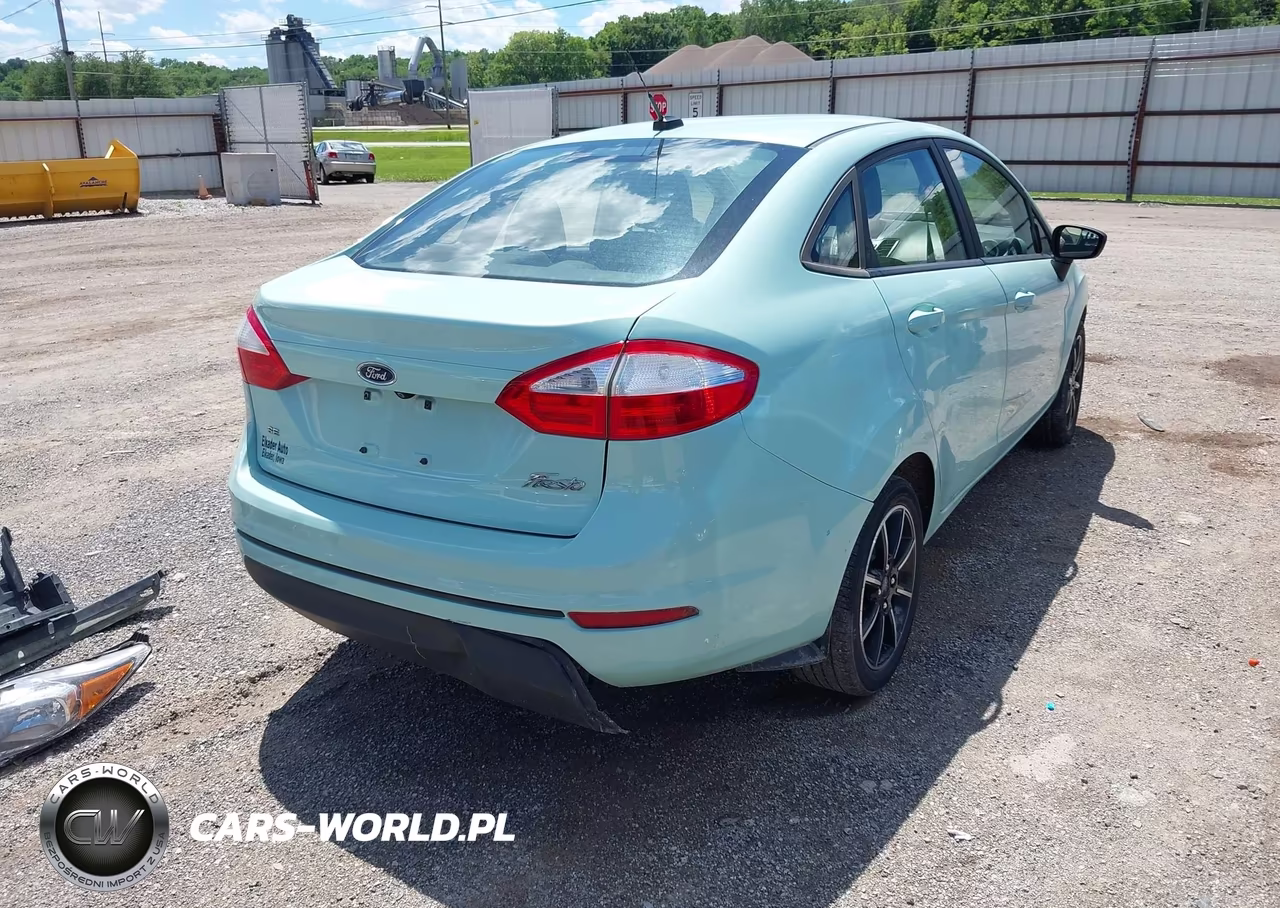 2019 Ford Fiesta Se VIN:3FADP4BJ1KM110734 - 4
