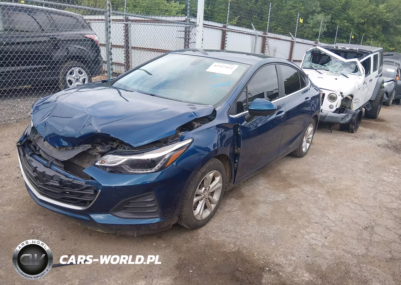 2019 Chevrolet Cruze Lt VIN:1G1BE5SM0K7108032 - 2