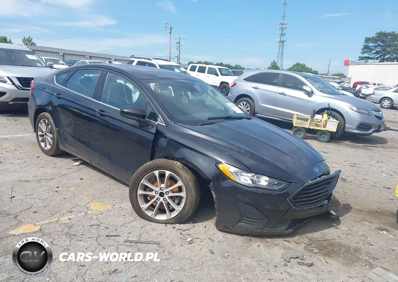 2020 Ford Fusion Se – zdjęcie 1 z 15