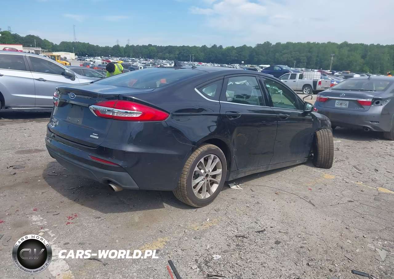2020 Ford Fusion Se VIN:3FA6P0HD7LR249001 - 4