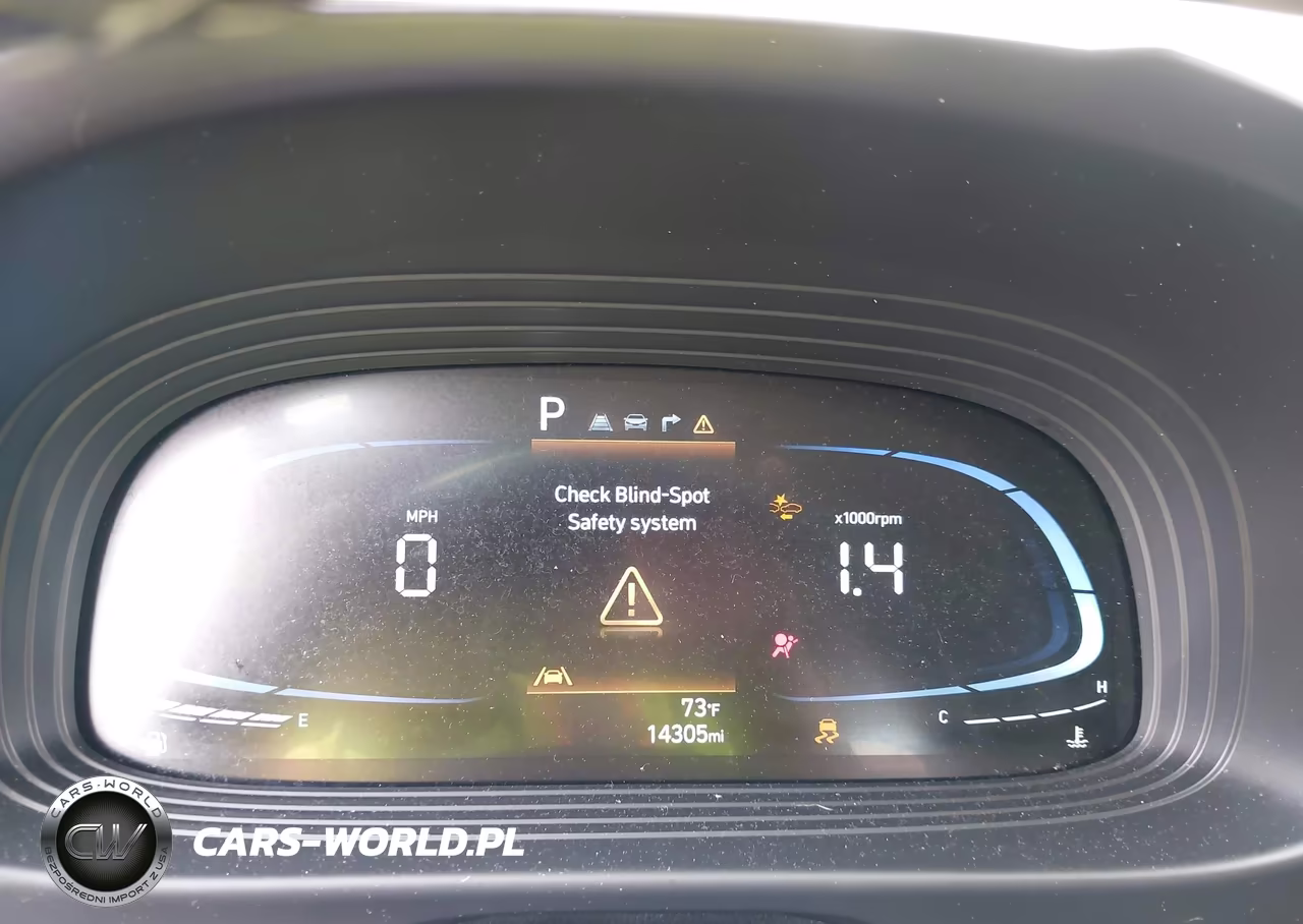2024 Hyundai Venue Limited VIN:KMHRC8A37RU295041 - 7