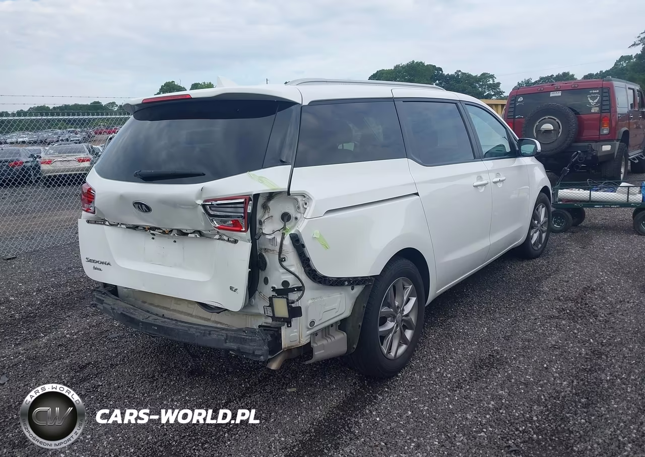 2020 Kia Sedona Ex VIN:KNDMB5C13L6648754 - 4