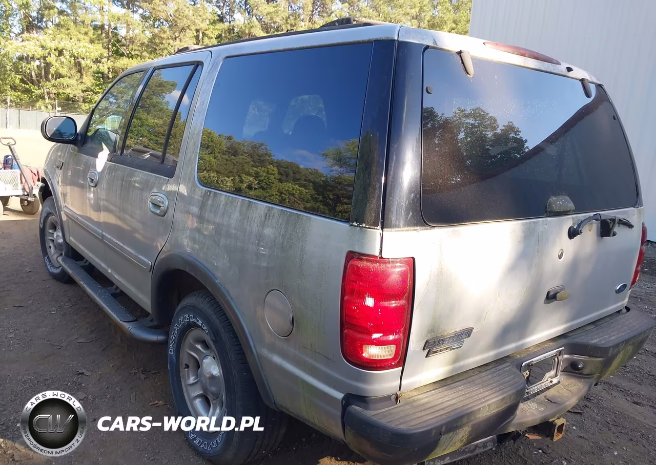 2000 Ford Expedition Xlt VIN:1FMRU1661YLA27792 - 3