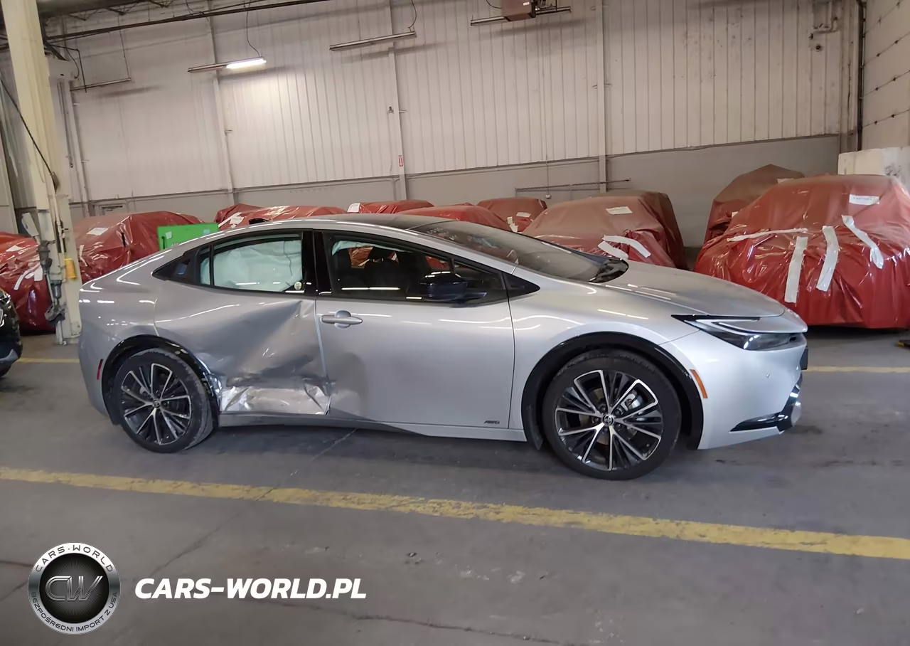 2025 Toyota Prius Xle Awd-E VIN:JTDADABU2S3030763 - 13