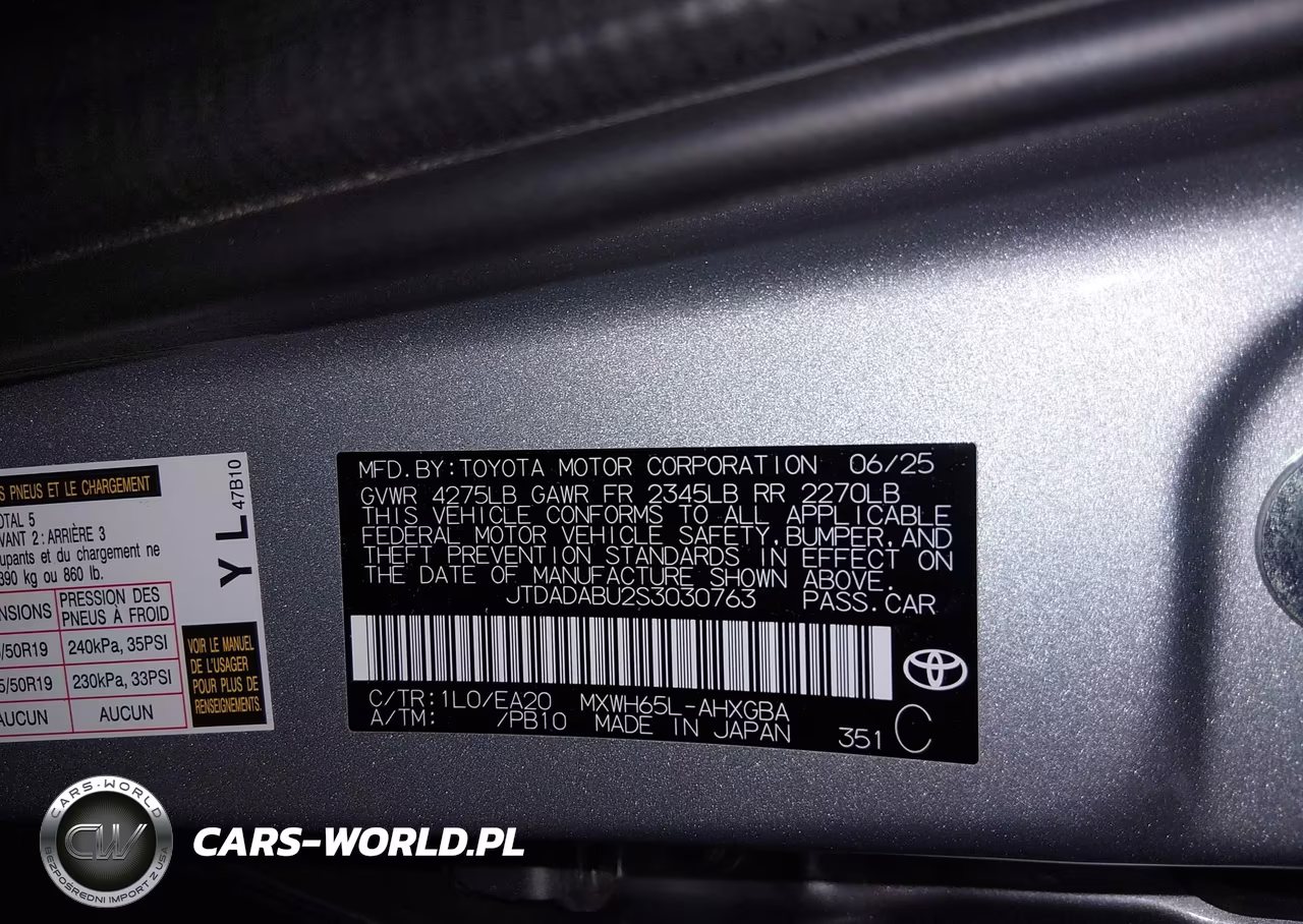 2025 Toyota Prius Xle Awd-E VIN:JTDADABU2S3030763 - 9