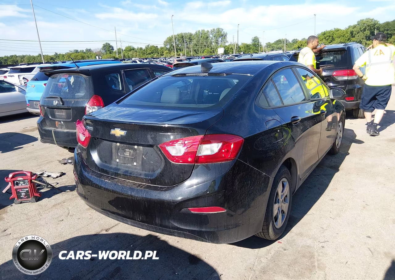 2018 Chevrolet Cruze Ls Auto VIN:1G1BC5SM3J7199298 - 4