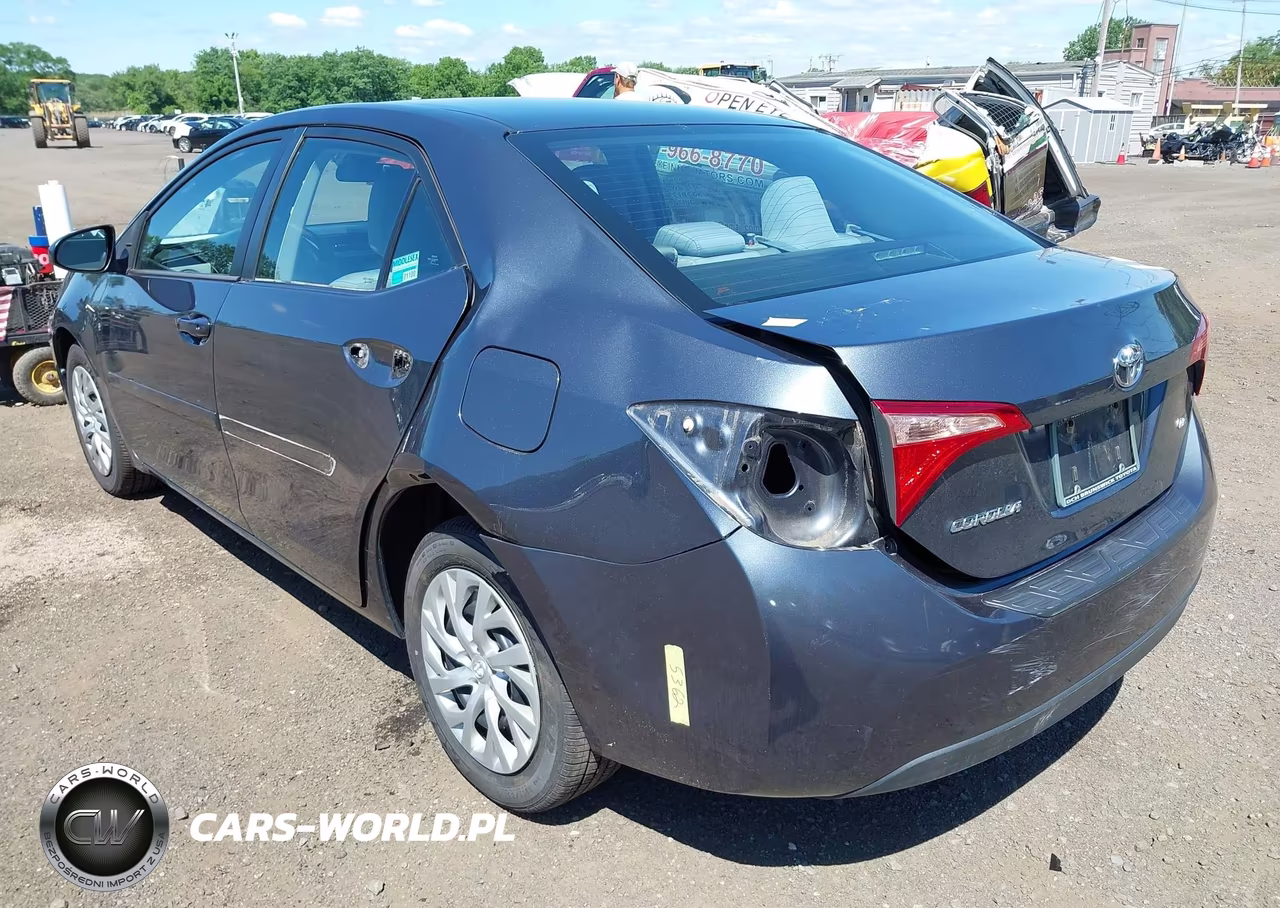 2017 Toyota Corolla Le VIN:2T1BURHE0HC842937 - 18