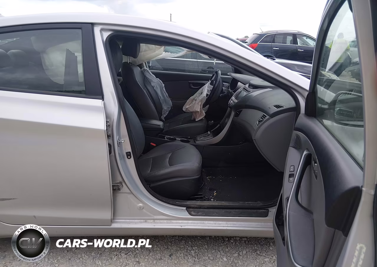 2013 Hyundai Elantra Limited VIN:KMHDH4AE5DU642719 - 5