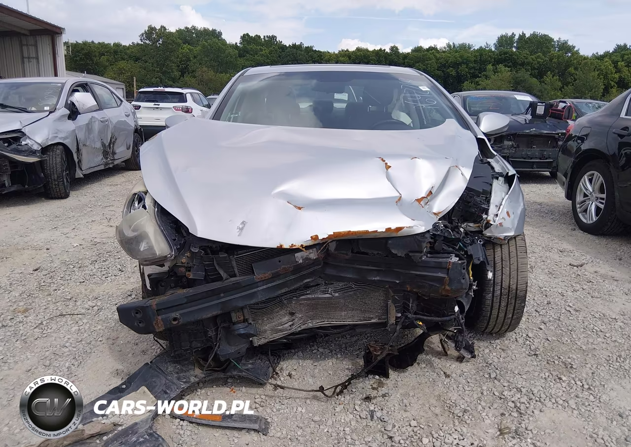 2013 Hyundai Elantra Limited VIN:KMHDH4AE5DU642719 - 6
