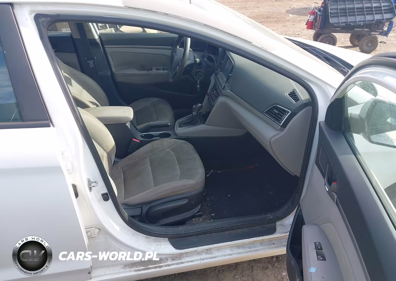 2017 Hyundai Elantra Se VIN:5NPD84LF6HH123849 - 5