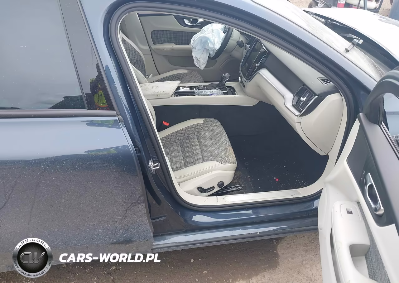 2021 Volvo S60 T5 Momentum VIN:7JR102FK9MG094225 - 5