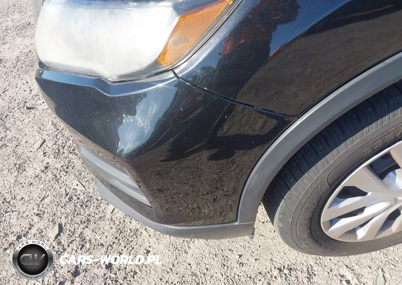 2019 Nissan Rogue S VIN:5N1AT2MT9KC833059 - 6