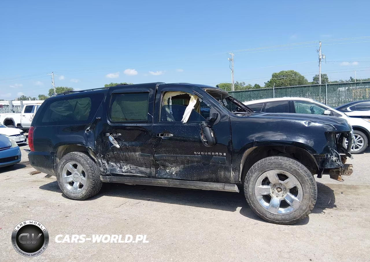 2007 Chevrolet Suburban 1500 Ltz VIN:1GNFK16327J358417 - 13