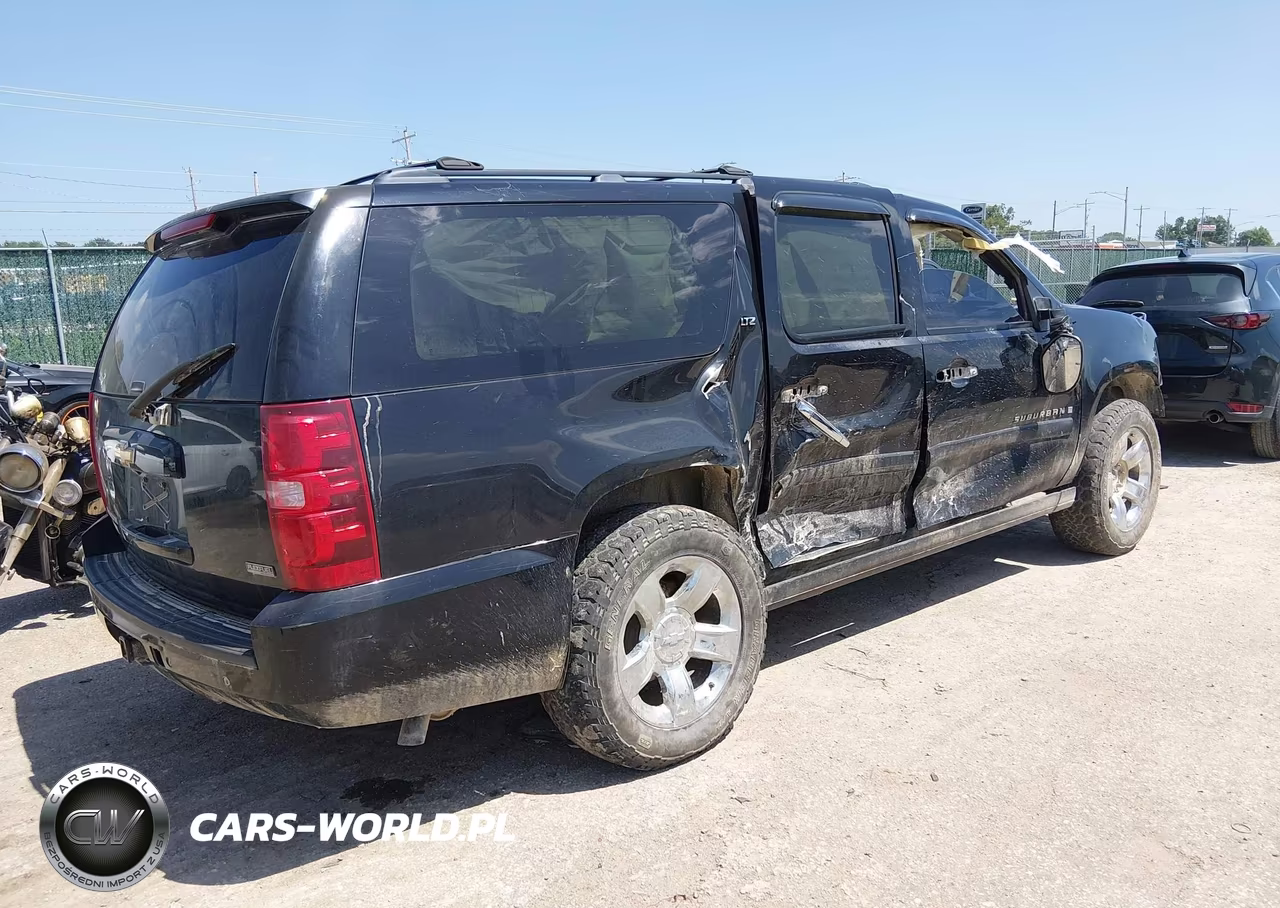 2007 Chevrolet Suburban 1500 Ltz VIN:1GNFK16327J358417 - 4