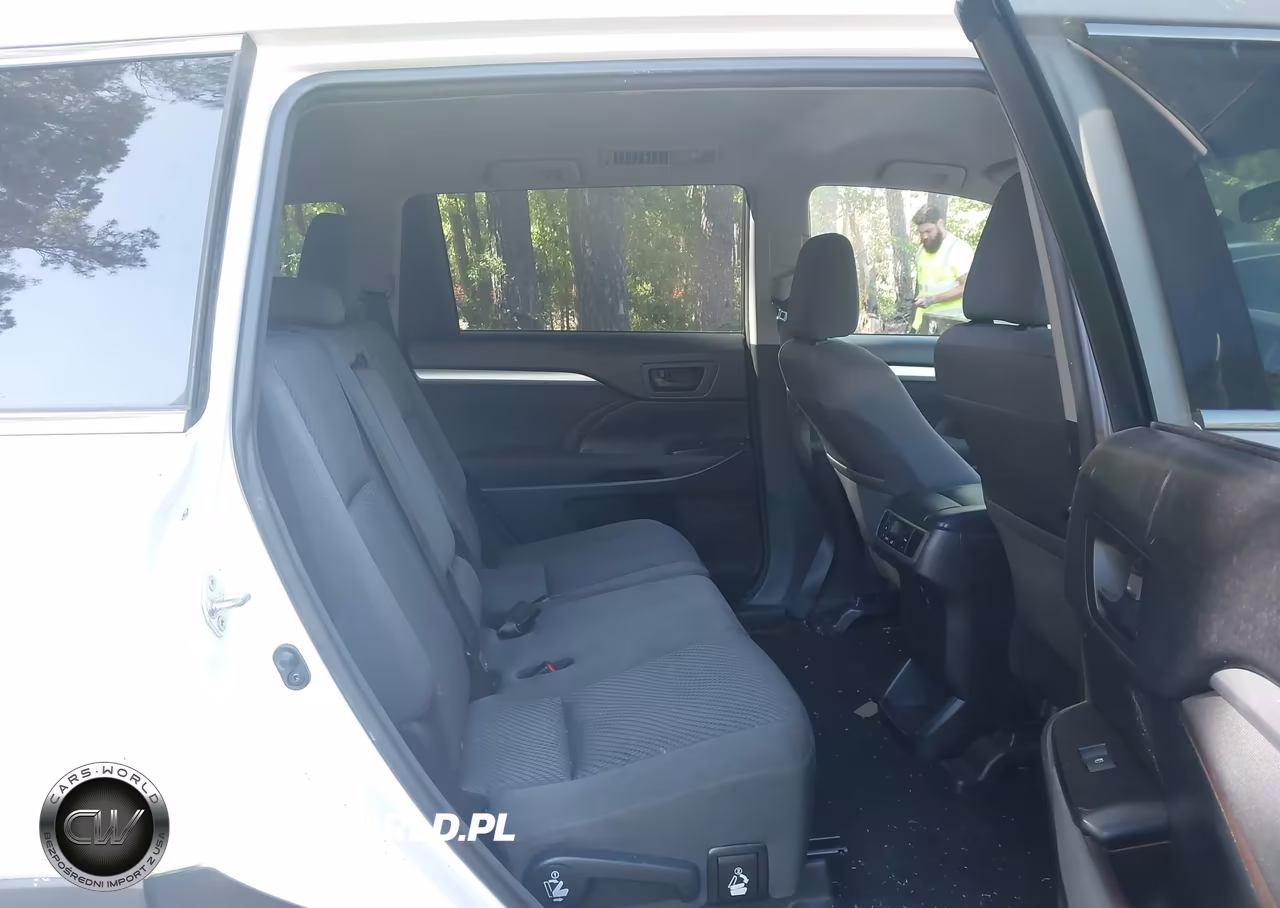 2016 Toyota Highlander Le VIN:5TDZARFH0GS020844 - 8