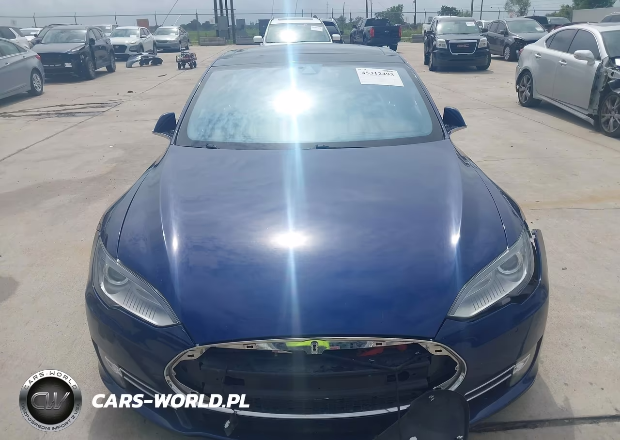 2015 Tesla Model S VIN:5YJSA1S28FF086422 - 11