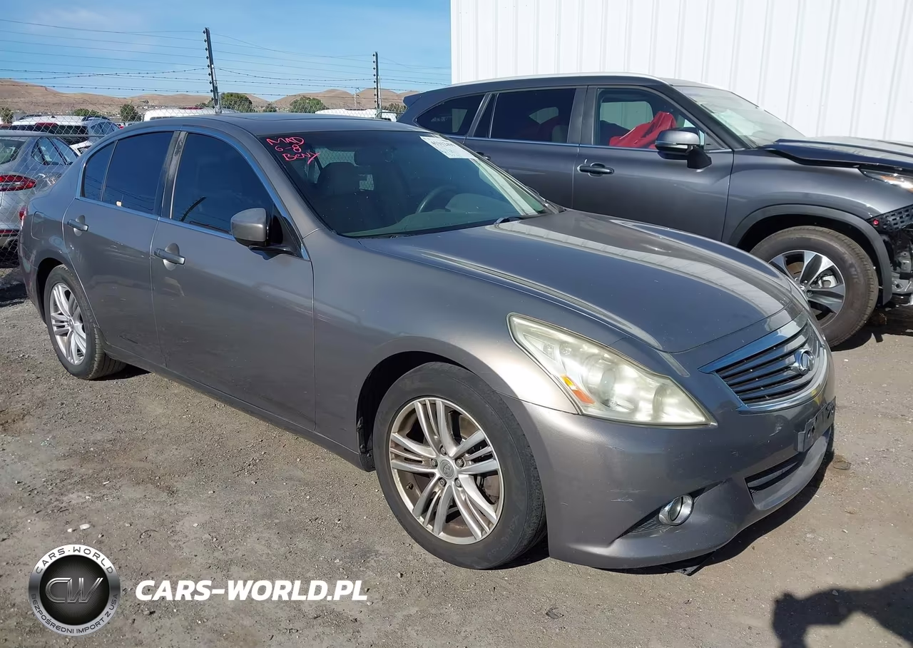 2011 Infiniti G37 Journey – zdjęcie 1 z 17