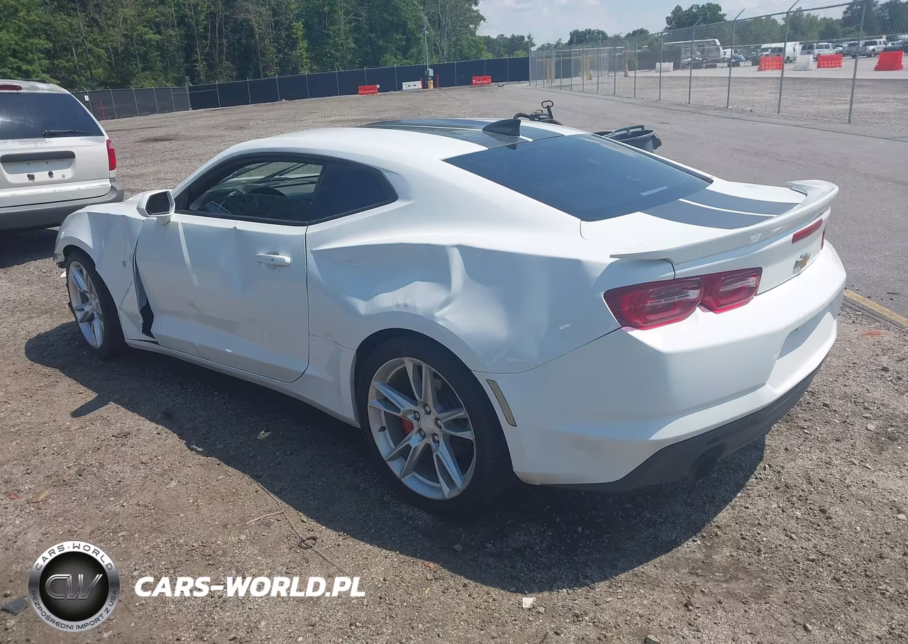 2019 Chevrolet Camaro 1Lt VIN:1G1FB1RS1K0122991 - 3