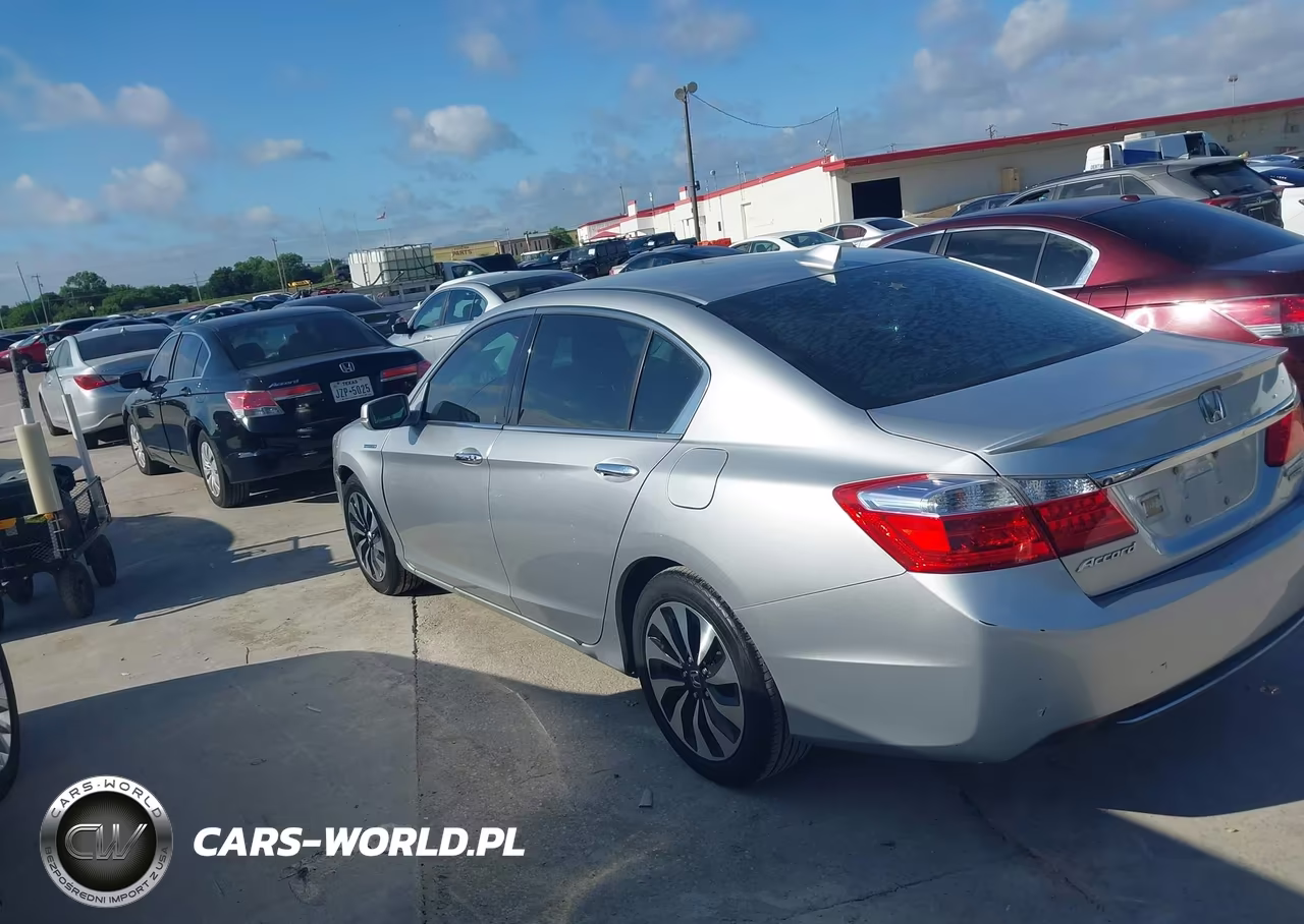2014 Honda Accord Hybrid Touring VIN:1HGCR6F79EA005565 - 14