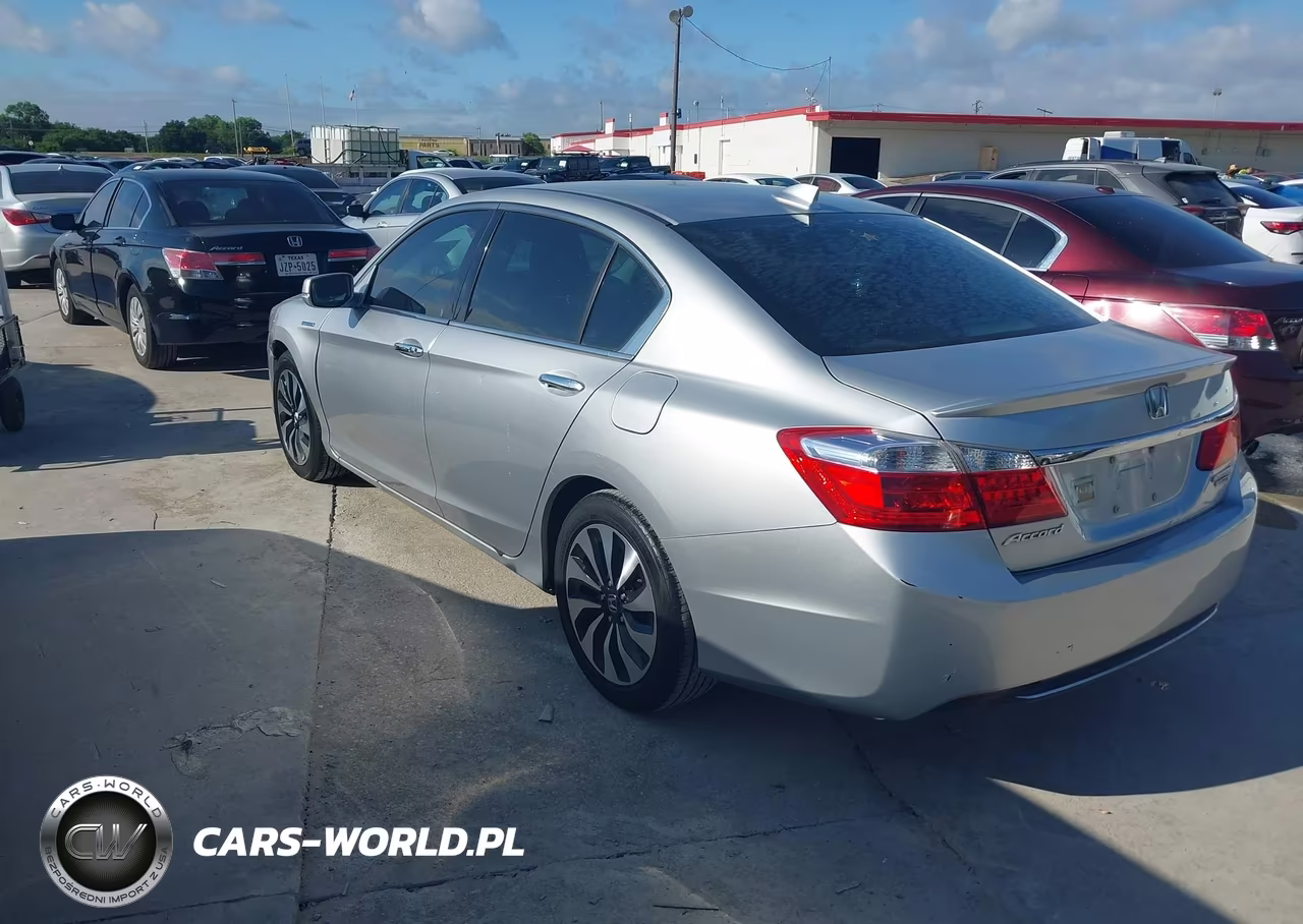 2014 Honda Accord Hybrid Touring VIN:1HGCR6F79EA005565 - 3