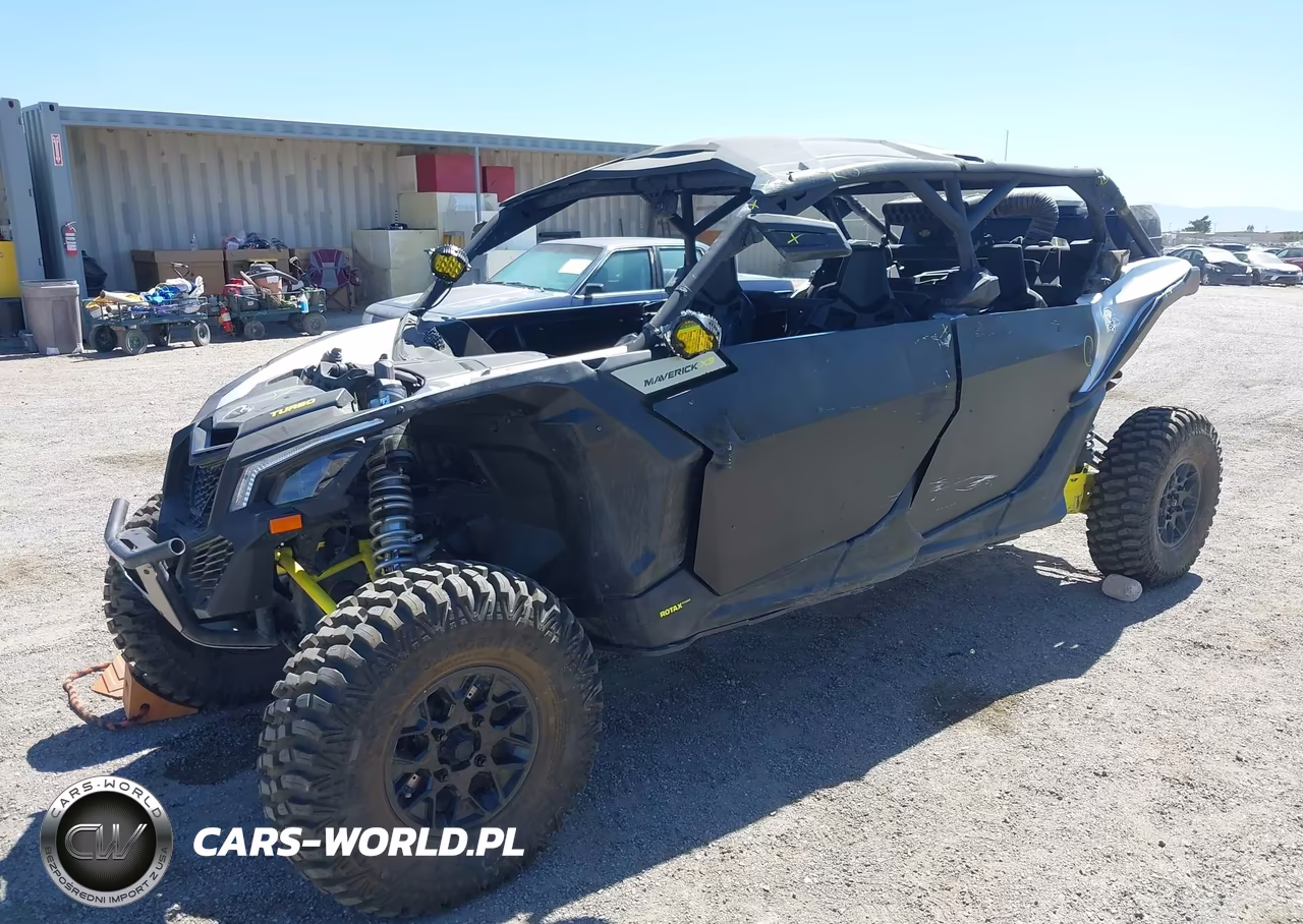 2018 Can-Am Maverick X3 Max Turbo VIN:3JBVMAY41JK000240 - 2