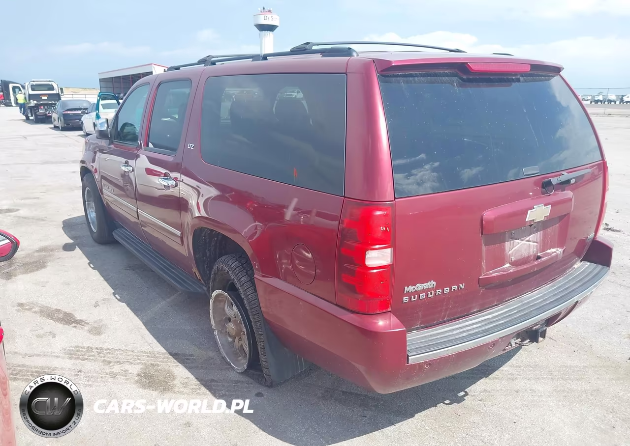 2011 Chevrolet Suburban 1500 Ltz VIN:1GNSKKE3XBR245718 - 3