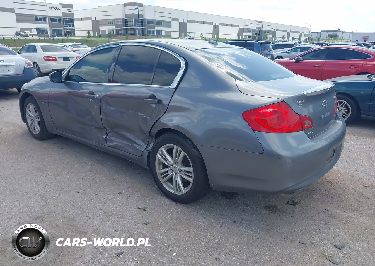 2015 Infiniti Q40 VIN:JN1CV6AR3FM524004 - 3