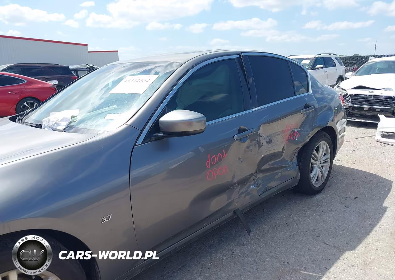 2015 Infiniti Q40 VIN:JN1CV6AR3FM524004 - 6