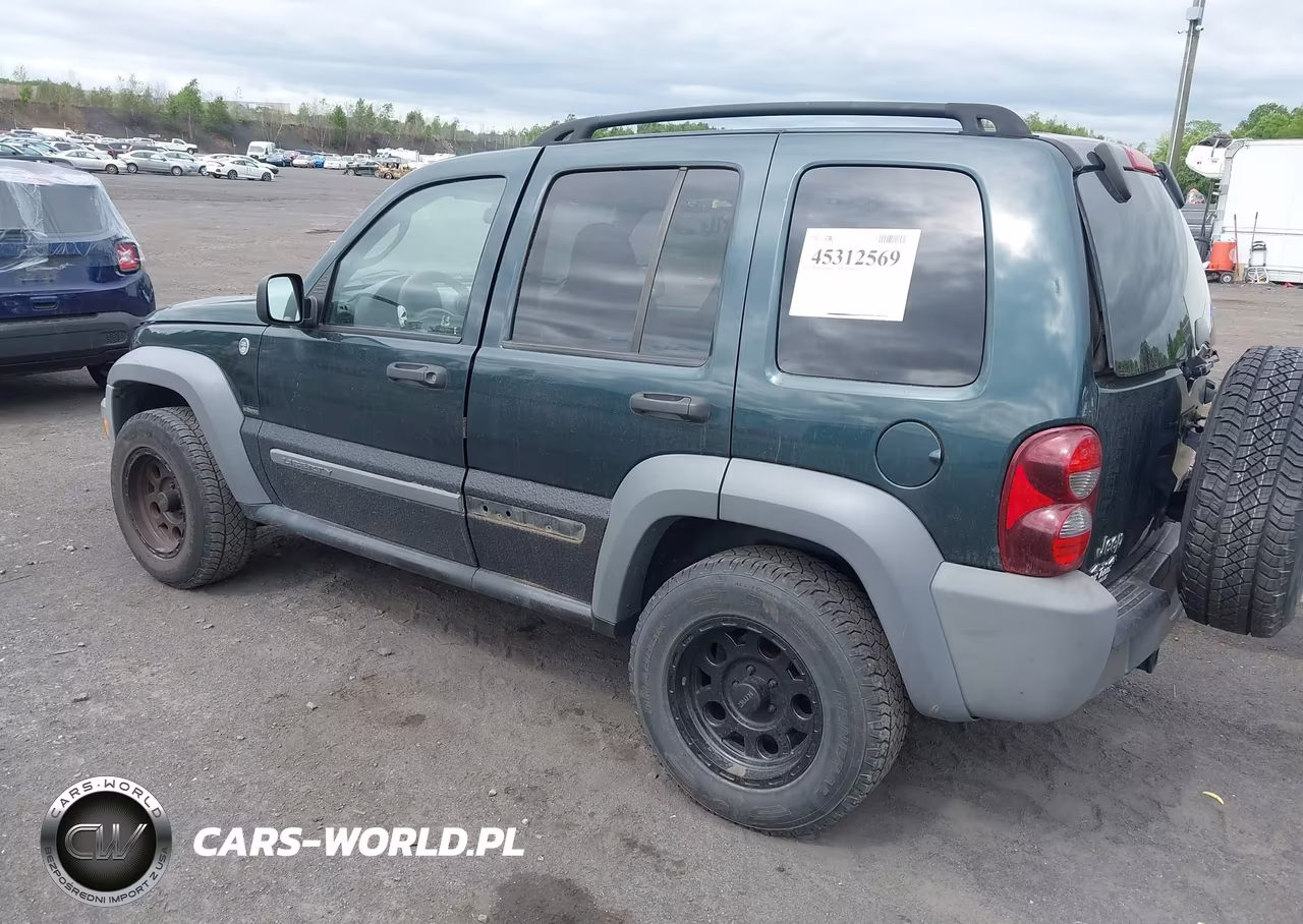 2005 Jeep Liberty Sport VIN:1J4GL48K15W638601 - 3
